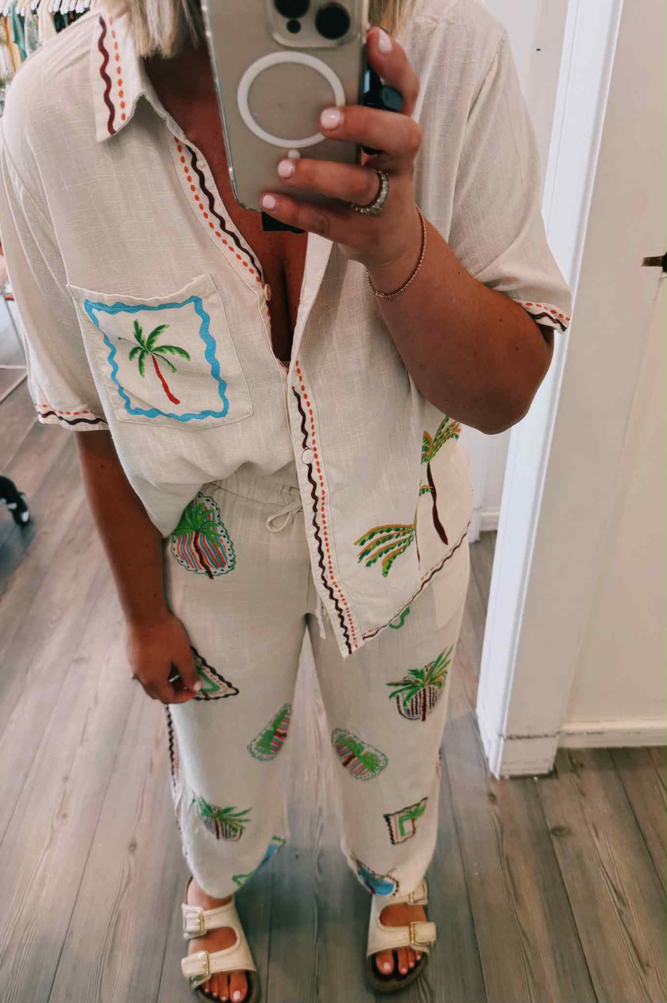 Coastal Postcard Linen Pants