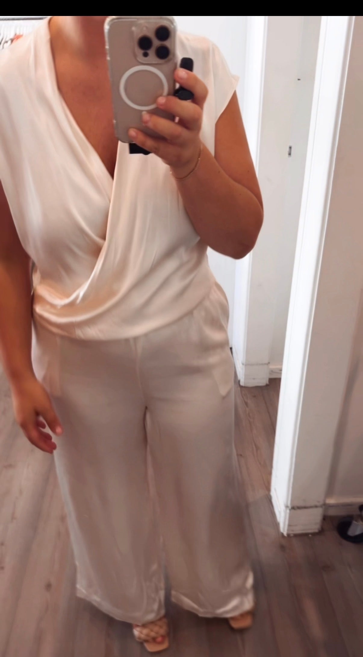 Satin Crossover top cream