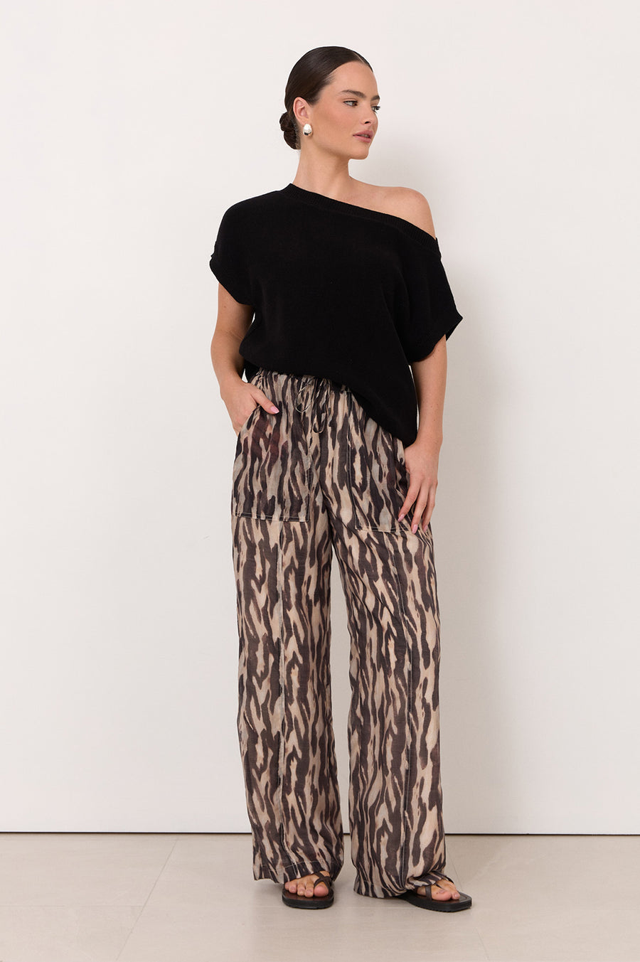 ARTEMIS ZEBRA PANTS