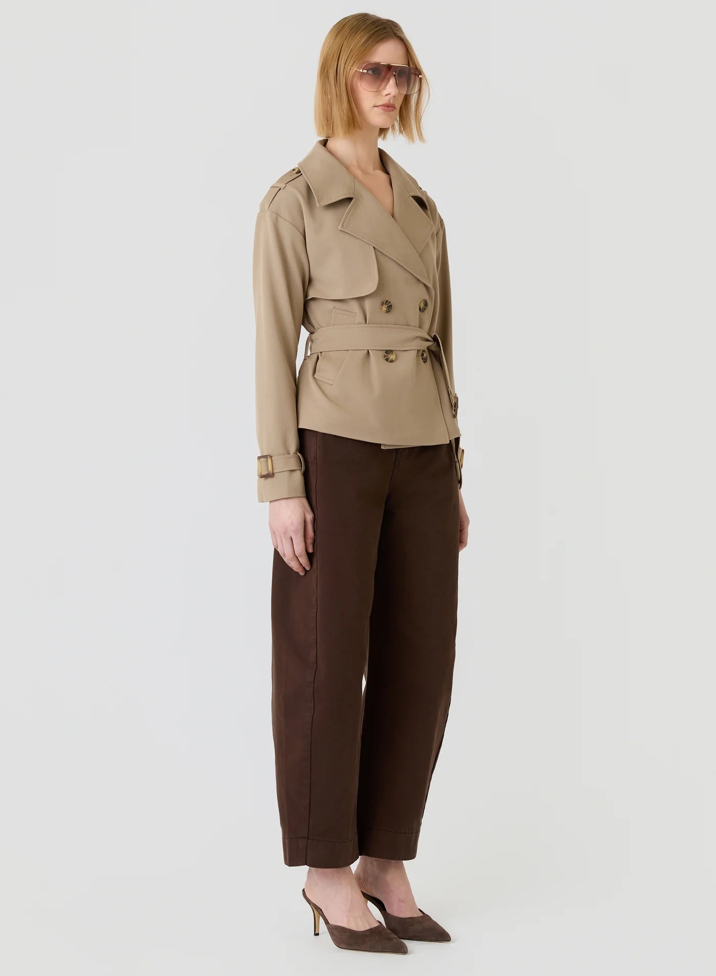 Avenue Cropped trench